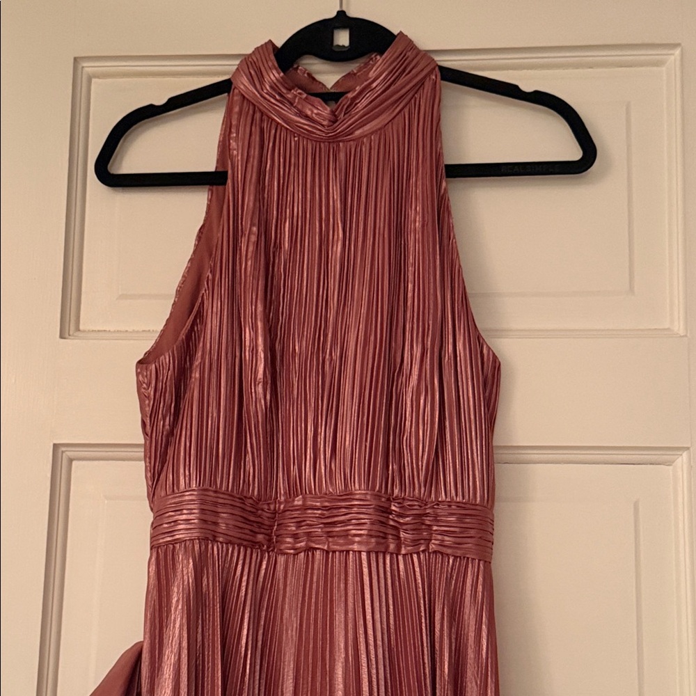 Elegant Pink Sleeveless Dress